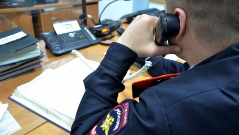 В Урицком районе полицейские установили гражданина, несанкционированно потратившего средства с чужой найденной банковской карты